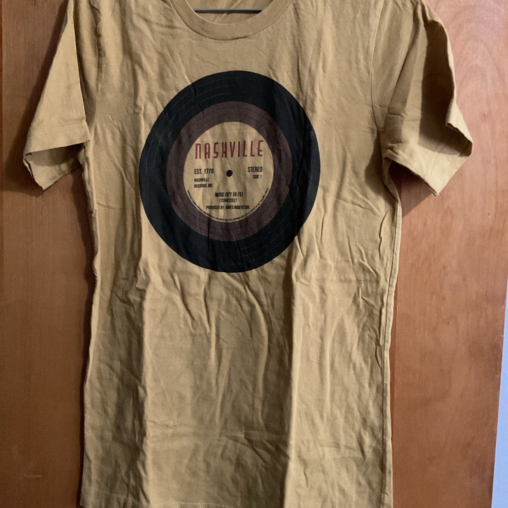 Nashville Graphic Short-Sleeve Shirt - Mustard